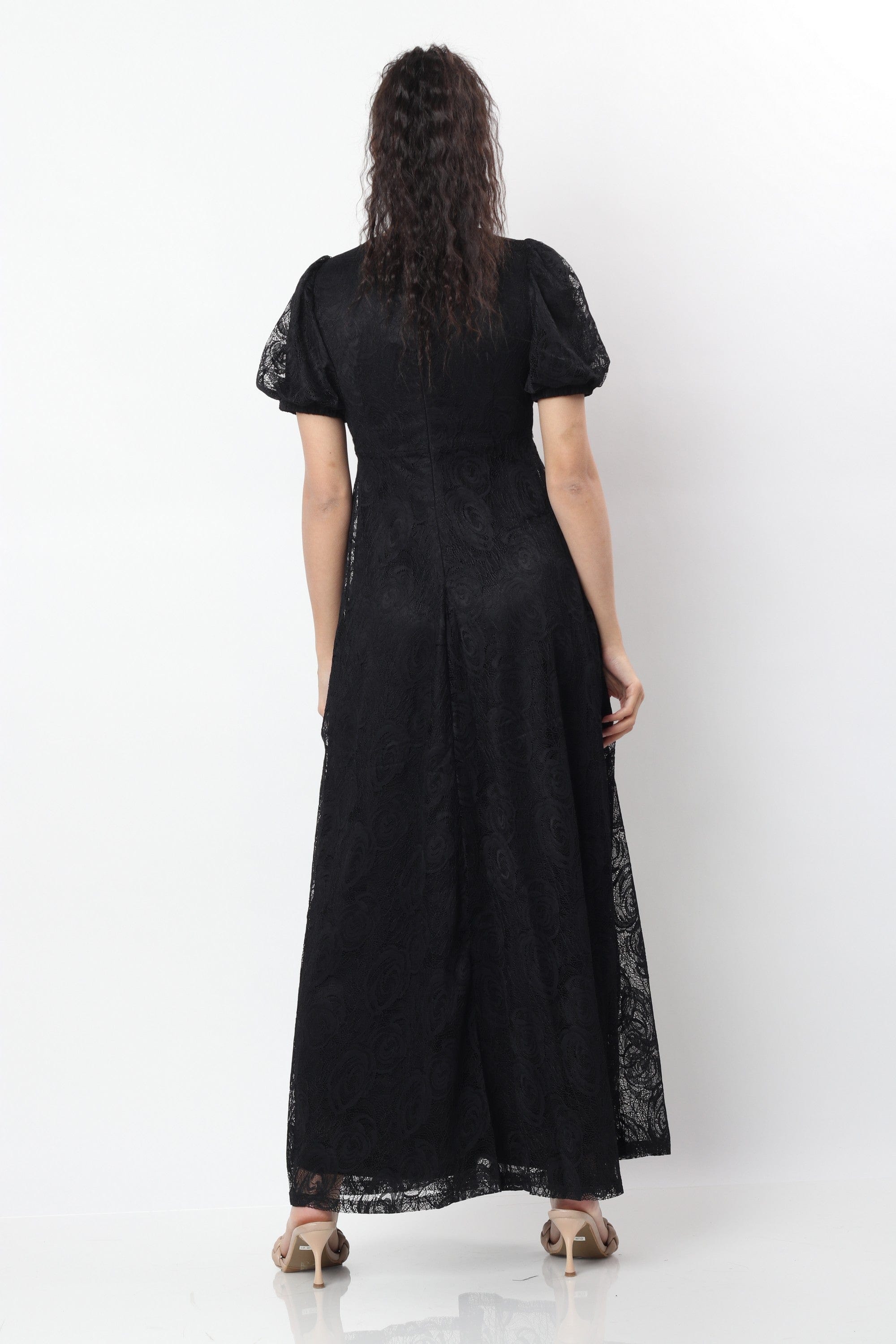 نتشي فستان طويل سهرة شفاف مبطن كم قصير منفوخ