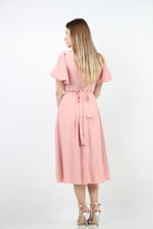 نتشي فستان ميدي كم قصير بف مزين بسوار رقبة