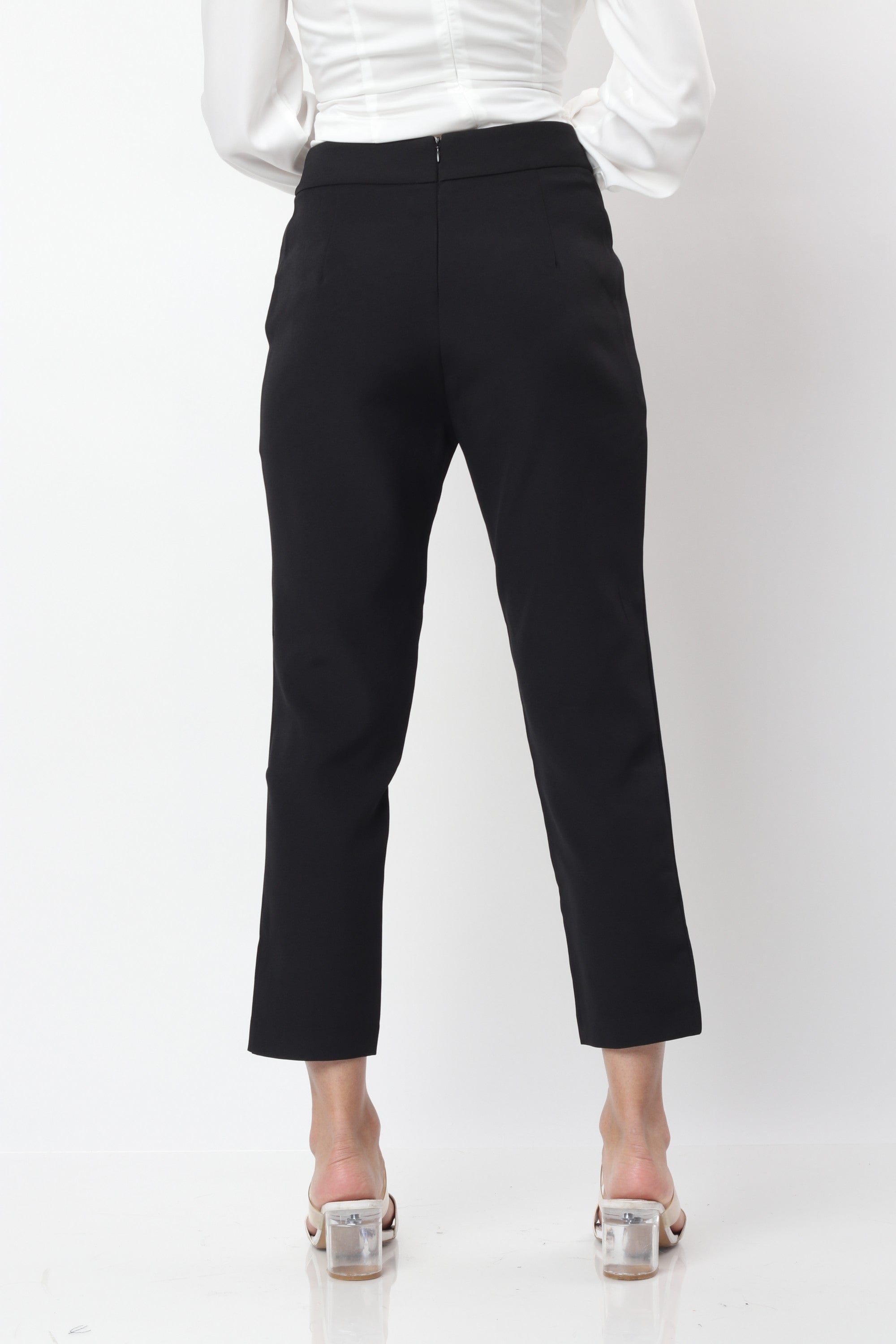 نتشي بنطلون قماش كلاسيك حريمي بحزام صغير