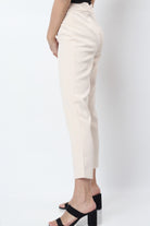 نتشي بنطلون قماش كلاسيك حريمي بحزام صغير