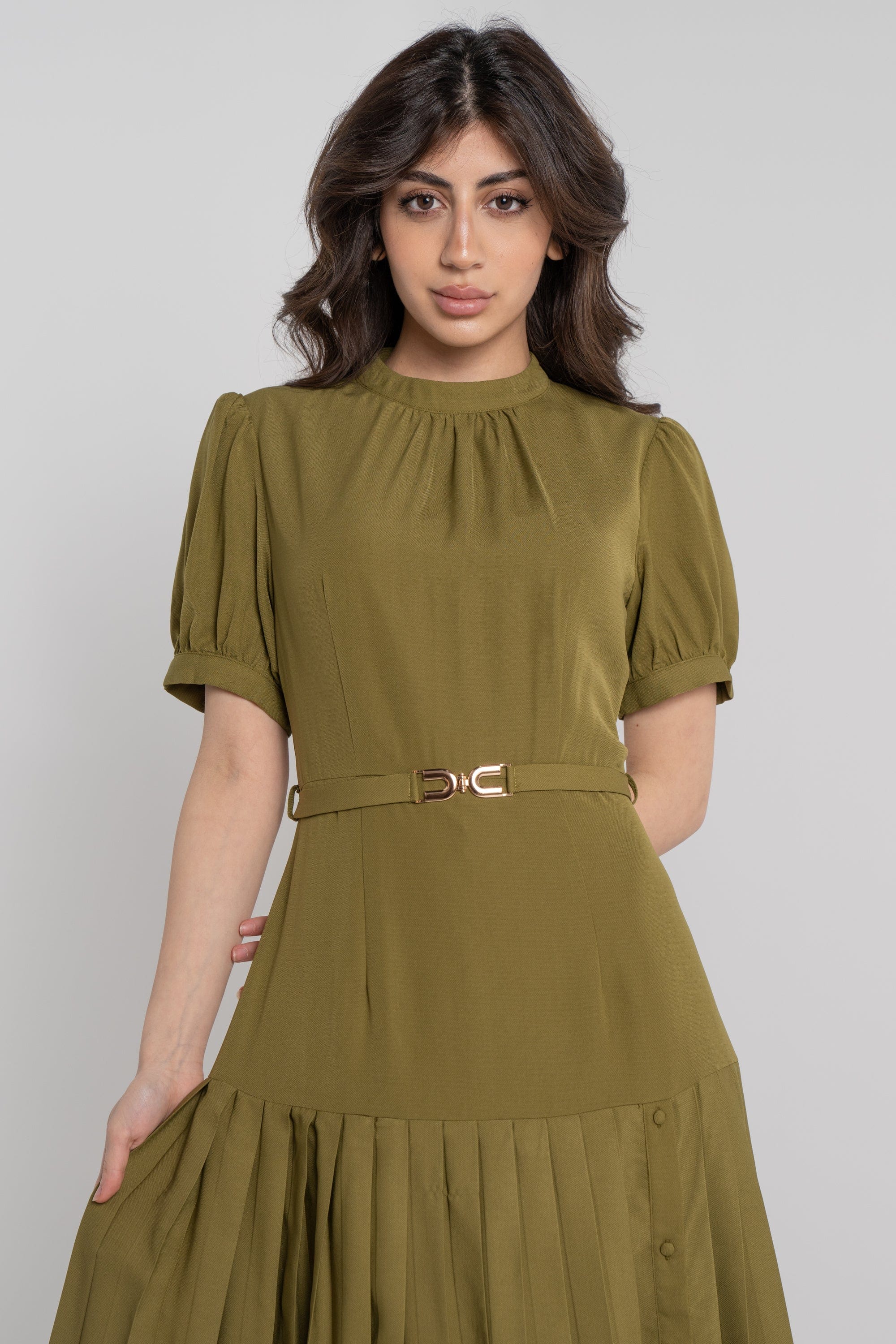 نتشي فستان ميدي سادة بكسرات من أسفل بأزرار جانبية نسائي