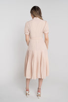 نتشي فستان ميدي سادة بكسرات من أسفل بأزرار جانبية نسائي