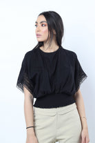 نتشي بلوزة قصيرة واسعة بوسط كم واسع قصير نسائي