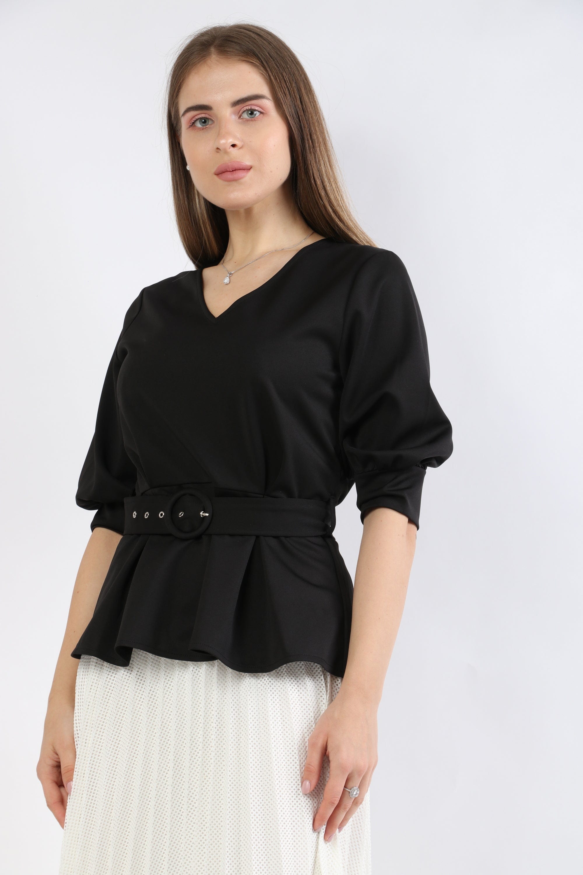 نتشي بلوزة حريرية ملحقة بحزام