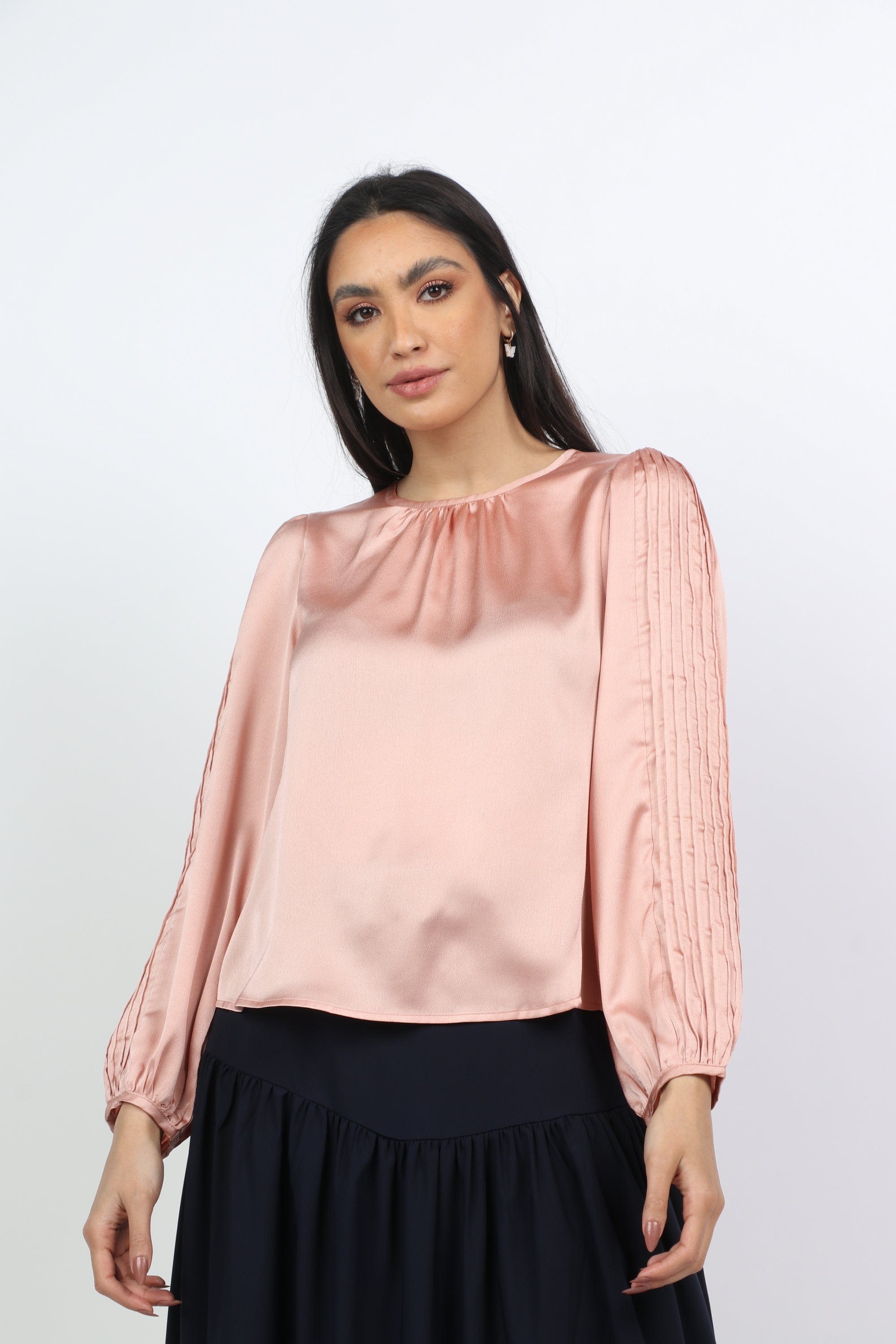 نتشي بلوزة رسمية باكمام طويلة منفوخة نسائي