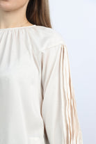 نتشي بلوزة كلاسيك بكم طويل بكشكشة نسائي