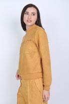 نتشي بلوزة بجيوب وسحاب كم طويل نسائي