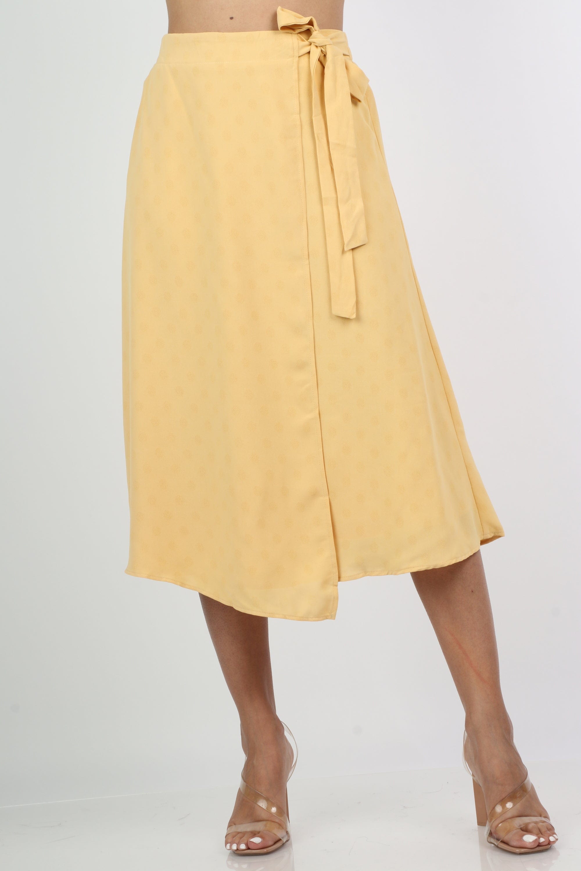 نتشي تنورة ميدي لف ناعمة قماش منقط