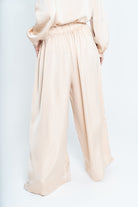 نتشي بنطلون طويل سادة واسع من أسفل نسائي