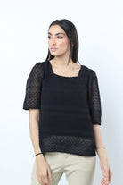 نتشي بلوزة شيفون سادة مبطنة نص كم نسائي