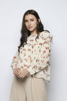 نتشي بلوزة مشجرة مزينة بطبعات من الورود نسائي