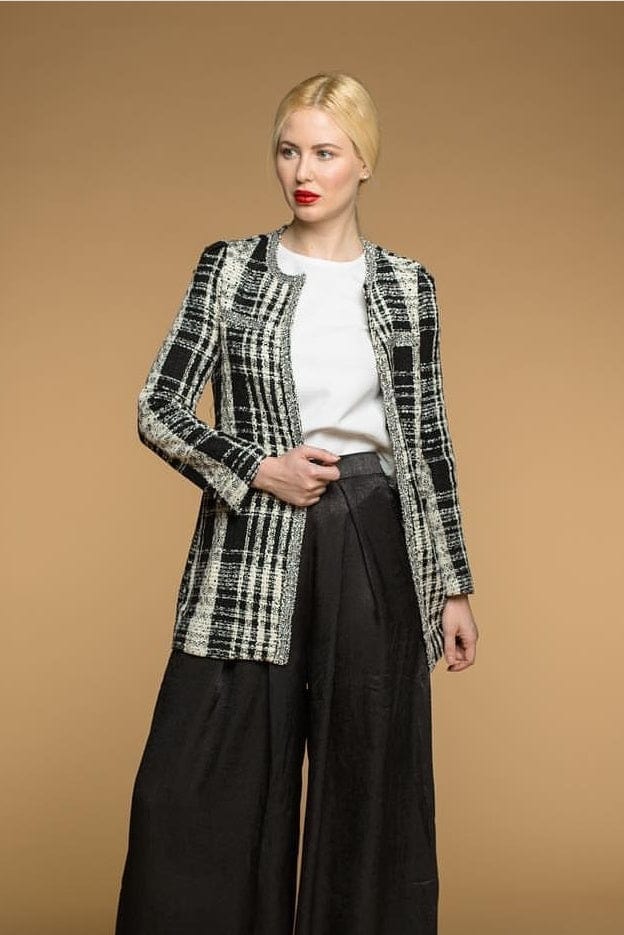 نتشي سترة مربعات مفتوحة بأكمام طويلة أسود