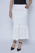 نتشي تنورة ميدي ضيقة بأزرار أمامية بذيل بليسيه