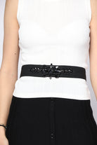 نتشي حزام عريض مع توكة نسائي أسود