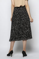 نتشي تنورة ميدي شيفون مزينة بطبعات مزودة بأزرار أمامية