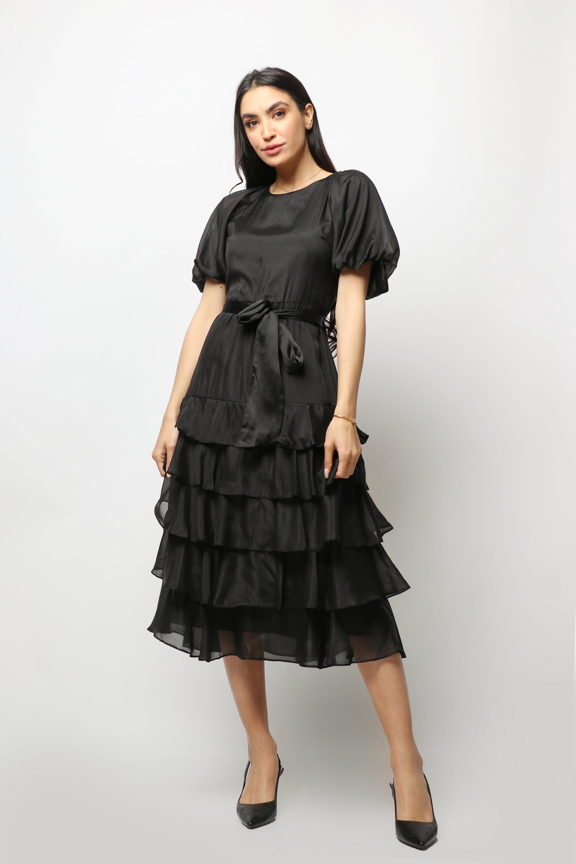 نتشي فستان ميدي شيفون مكشكش بربطة عند الخصر بكم قصير