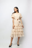 نتشي فستان ميدي شيفون مكشكش بربطة عند الخصر بكم قصير