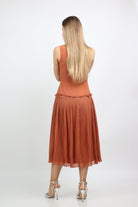 نتشي فستان ميدي بيليسيه سادة فتحة صدر مربعة بدون كم