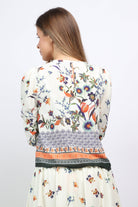 نتشي بلوزة مشجرة فتحة عنق دائرية 3/4 كم نسائي أوف وايت