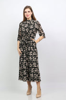 نتشي جمبسوت مشجر مخصر مقفول 3/4 كم بحزام وبنطال طويل نسائي