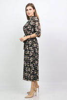 نتشي جمبسوت مشجر مخصر مقفول 3/4 كم بحزام وبنطال طويل نسائي