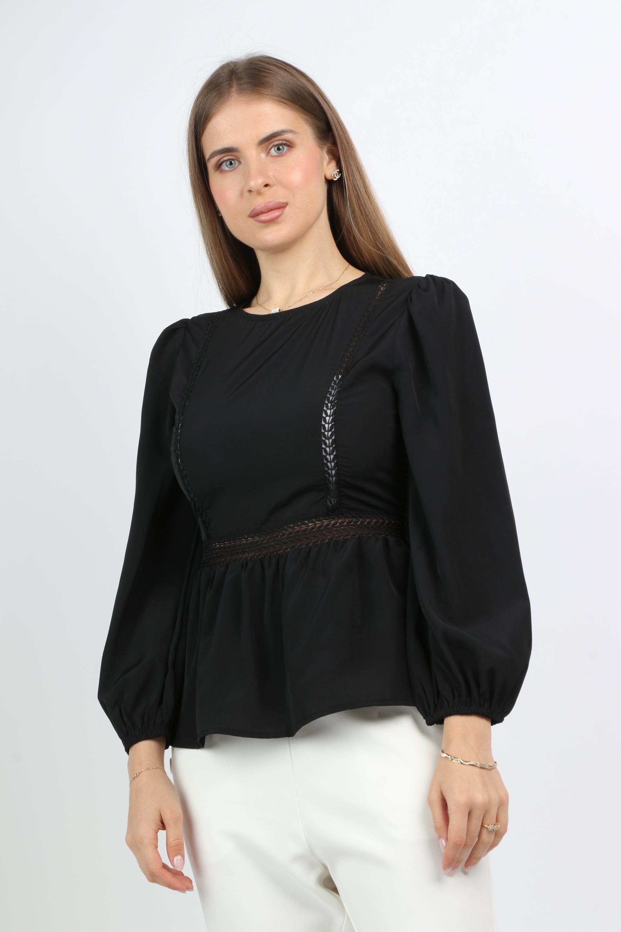 نتشي بلوزة كلاسيك مخصرة بتطريز على الجانبين كم طويل منفوخ نسائي