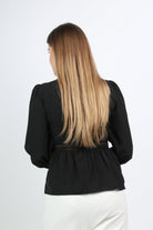 نتشي بلوزة كلاسيك مخصرة بتطريز على الجانبين كم طويل منفوخ نسائي