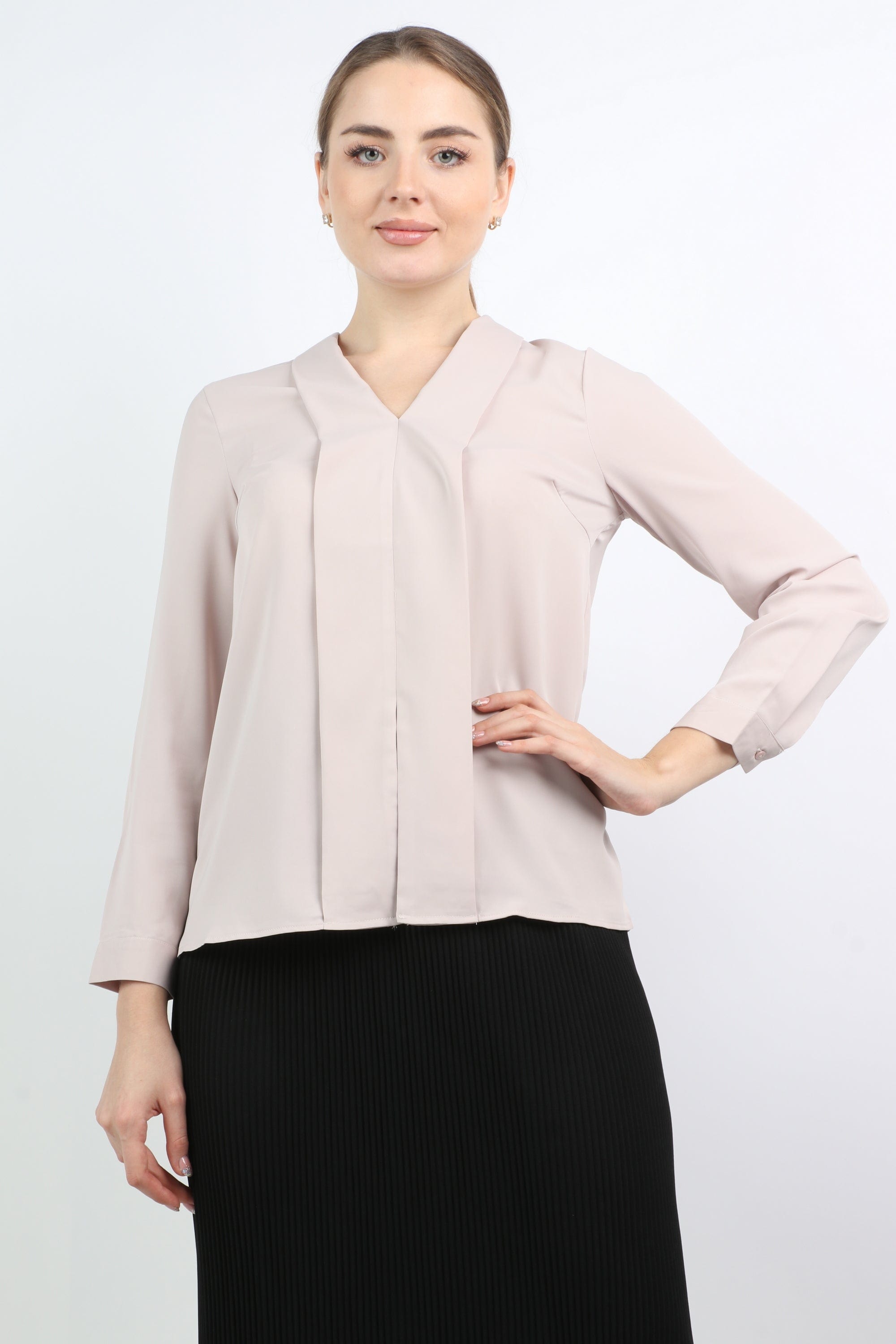 نتشي قميص سادة بكسرتين كم طويل نسائي