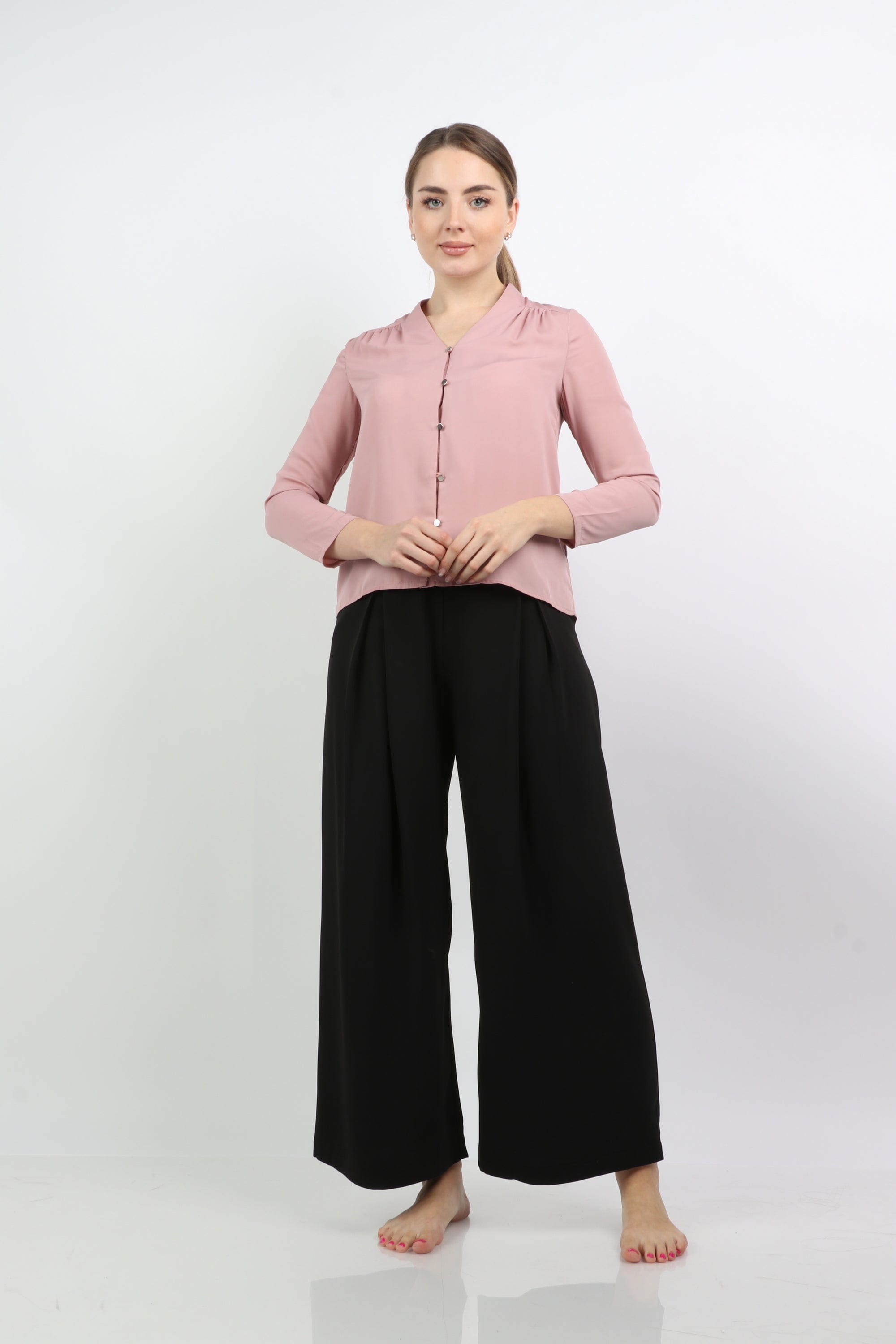 نتشي قميص سادة محبوك بأزرار أمامية وكم طويل نسائي