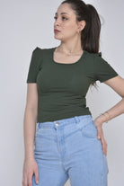 نتشي بلوزة ضيقة بياقة مربعة نص كم نسائي