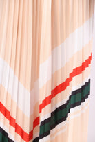 نتشي تنورة بليسية طويلة مخططة على نمط مثلث نسائية