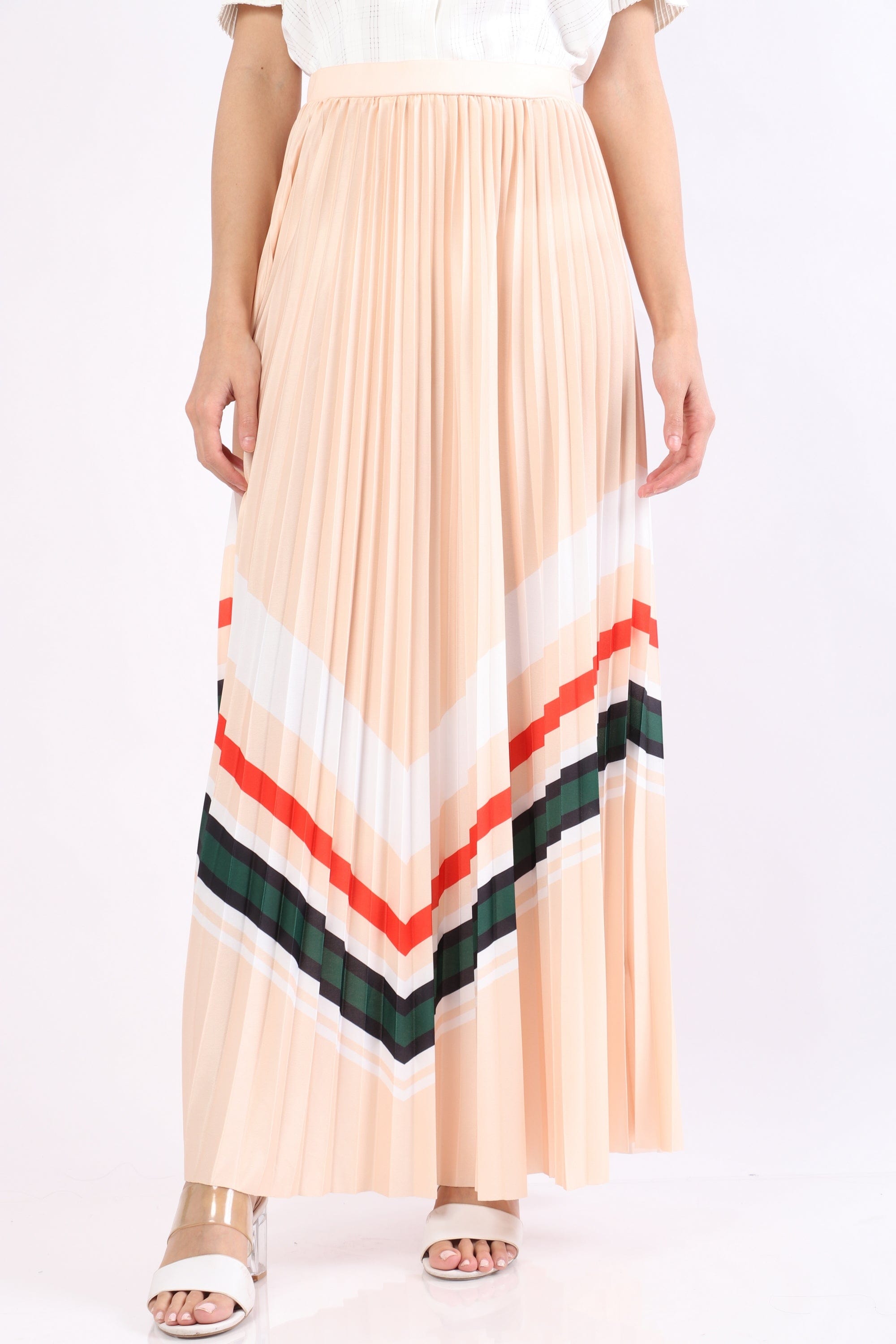 نتشي تنورة بليسية طويلة مخططة على نمط مثلث نسائية