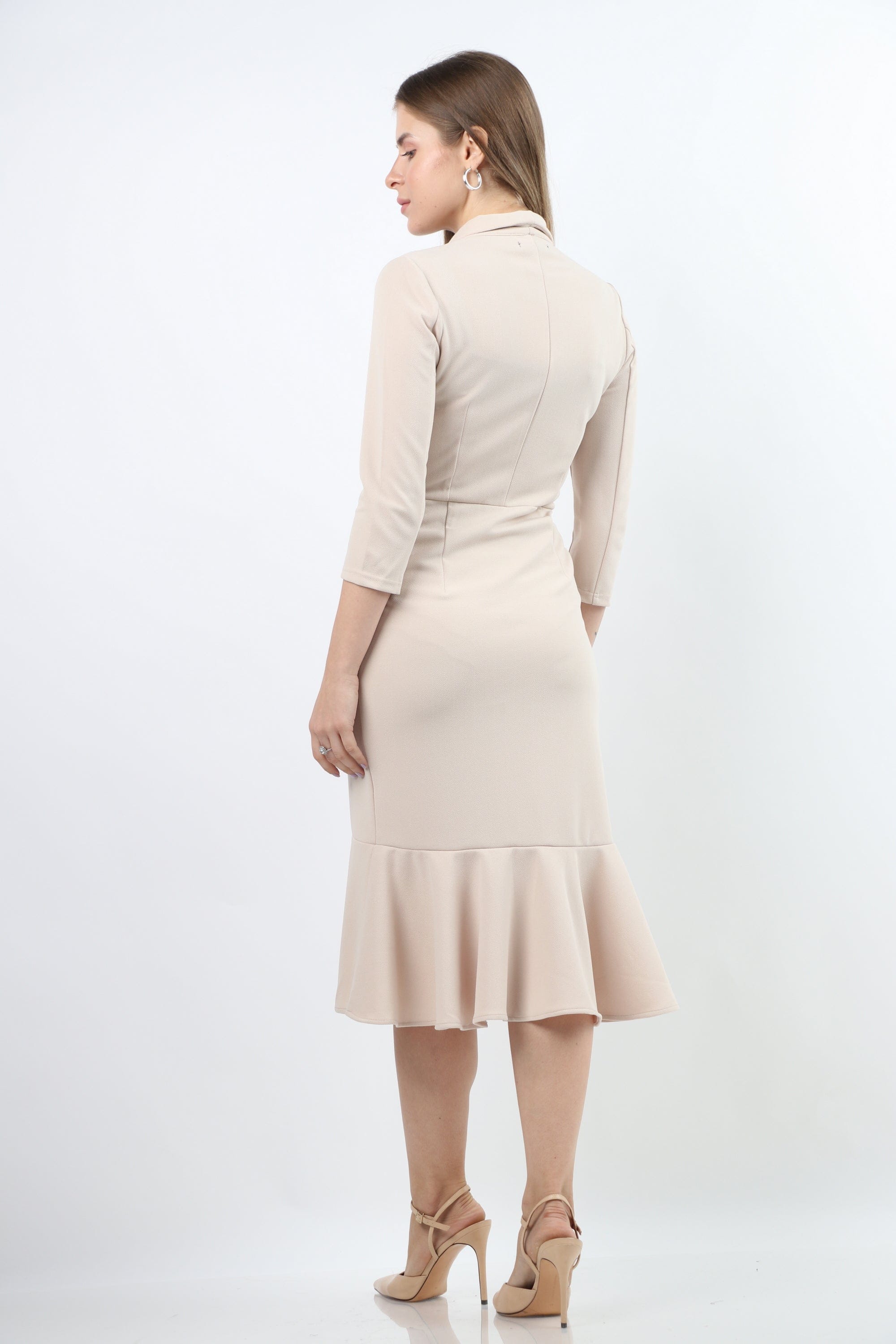 نتشي فستان ميدي رسمي بخصر لف