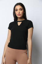 نتشي بلوزة قطنية بفتحة أمامية سبعة كم قصير نسائي