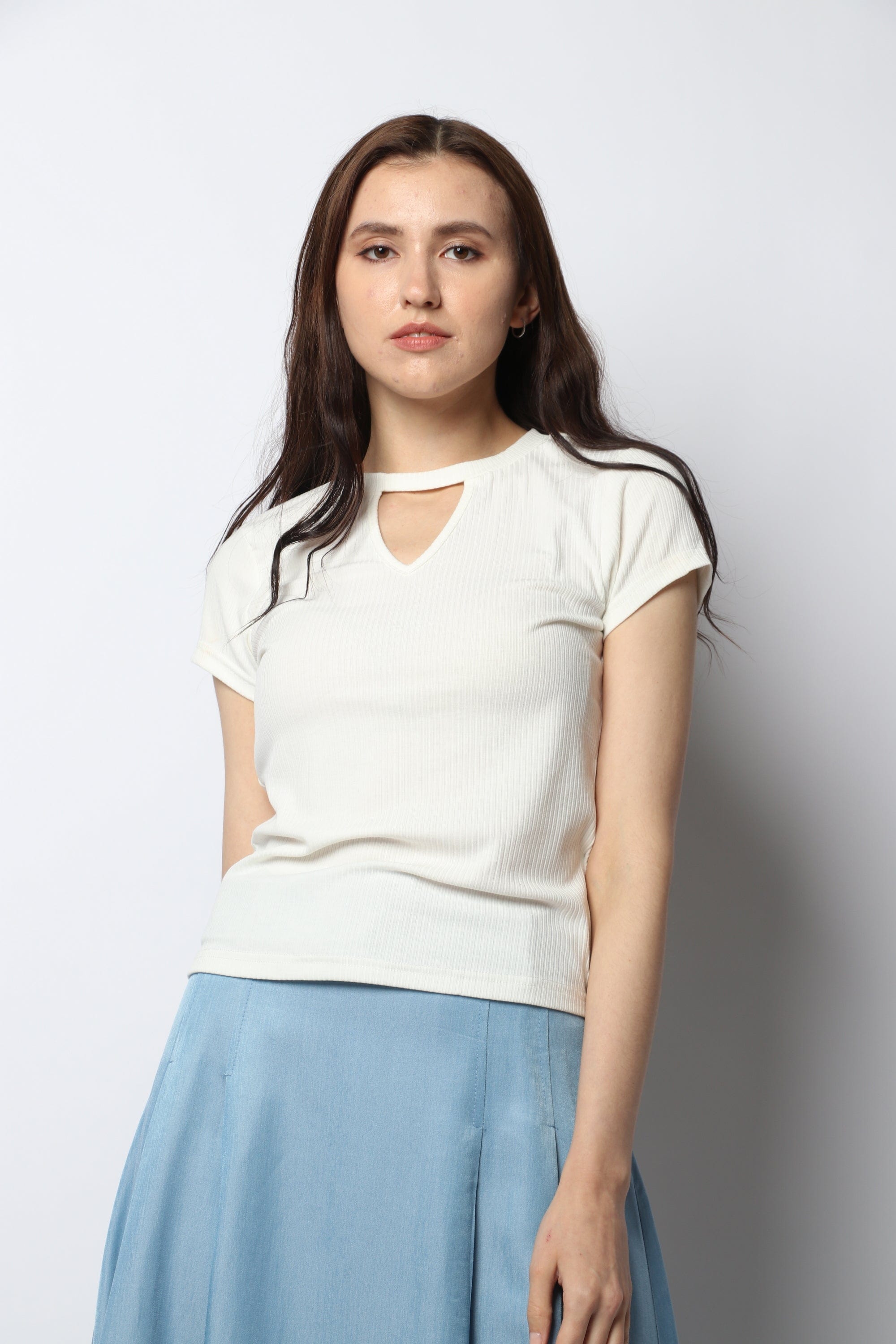 نتشي بلوزة قطنية بفتحة أمامية سبعة كم قصير نسائي