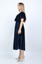 نتشي فستان ميدي مخمل سهرة كتف بكم قصير