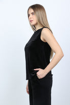 نتشي بلوزة كت مخملية برقبة دائرية نسائي