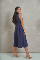 نتشي فستان ميدي سادة واسع بياقة طويلة بدون كم