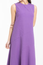 نتشي فستان ميدي بدون اكمام ورقب دائرية