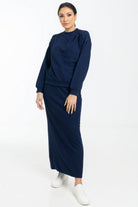 نتشي توب نسائي فضفاض بياقة دائرية