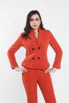 نتشي جاكيت بأكمام طويلة مزين بكرانيش علي الصدر