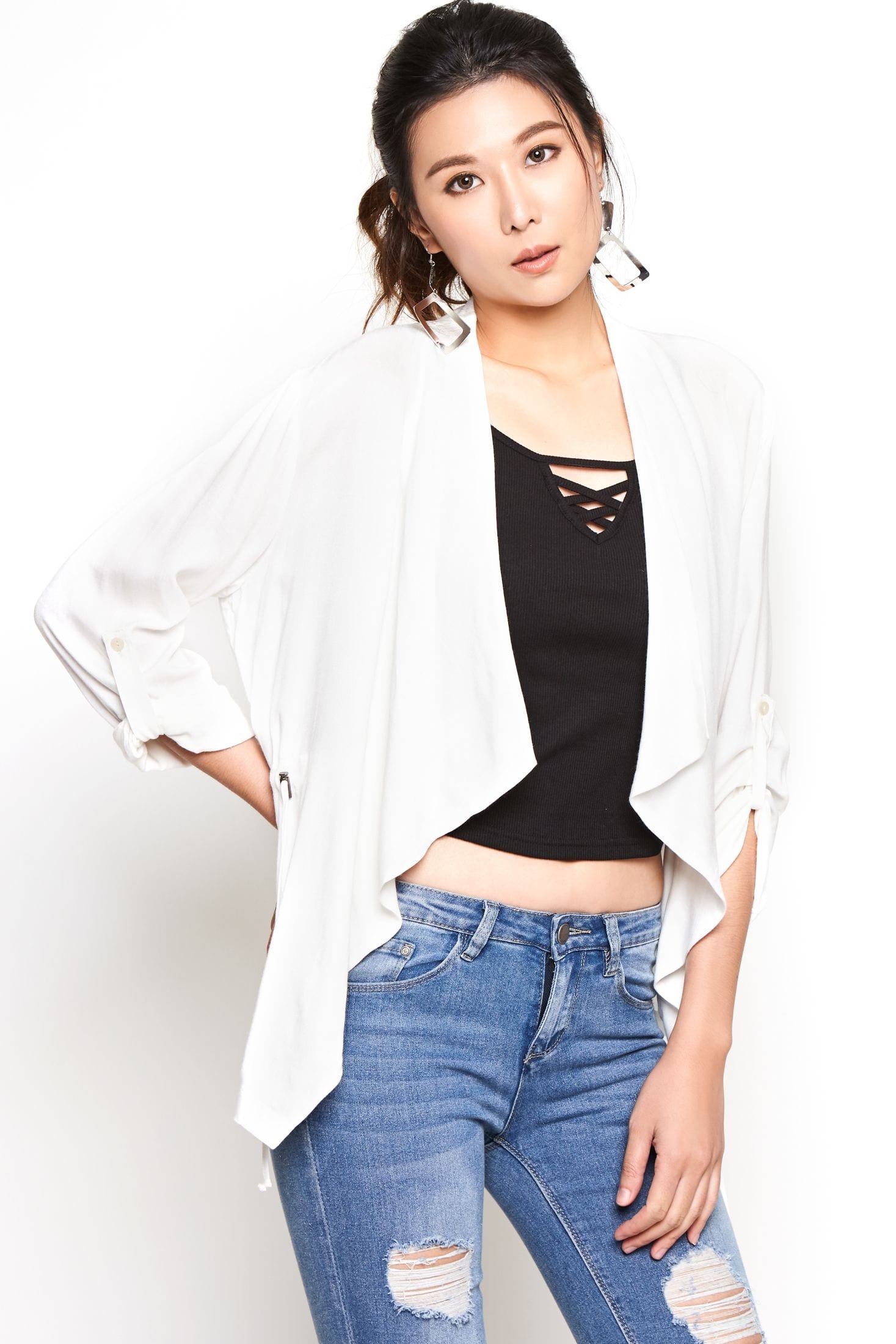 نتشي سترة سادة بدون سحاب مفتوحة بأكمام طويلة