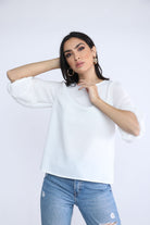 نتشي بلوزة سادة رقبة دائرية نص كم منفوخ نسائي